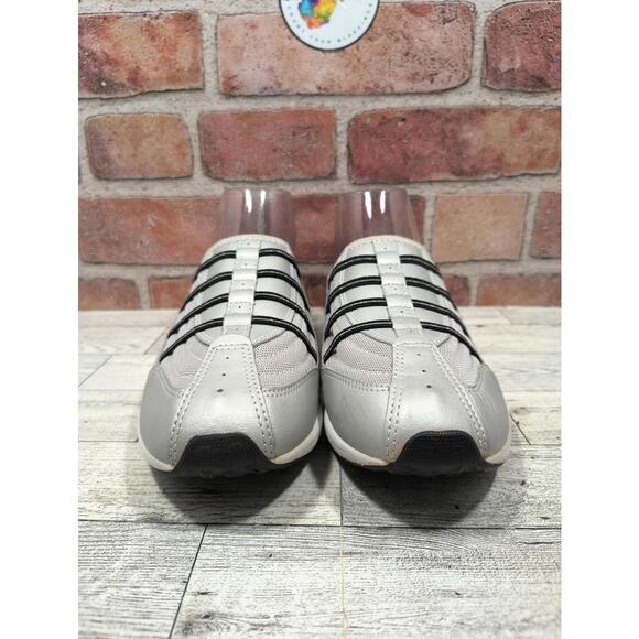 Easy Spirit Traveltime Handful Women's Size 9.5 Silver/Black SlipOn Mule Shoe - Picture 2 of 8